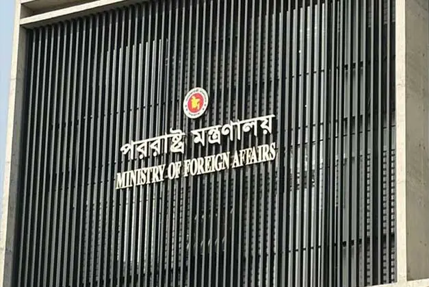 দিল্লিতে গণমাধ্যমে হাসিনার আলাপচারিতা নিয়ে ঢাকা ক্ষুব্ধ