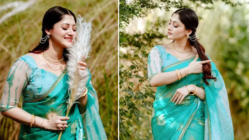 কাশবনে শরতের স্নিগ্ধতায় ঢালিউড তারকা পূজা