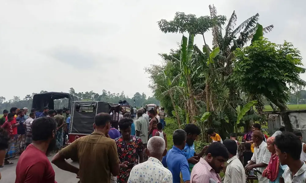 কুড়িগ্রামে পিকআপ-মোটরসাইকেল সংঘর্ষ, বাবা-ছেলে নিহত